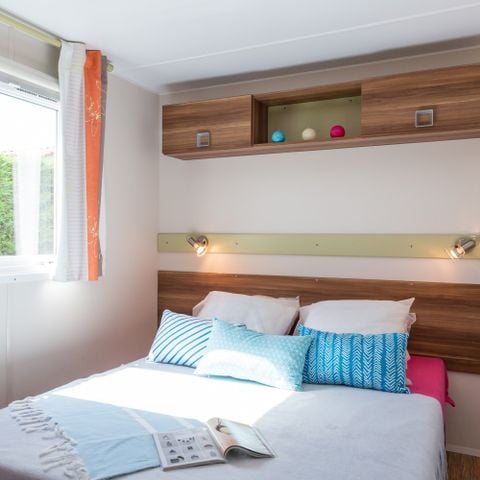 Stacaravan 4 personen - Caribische cottage - 2 slaapkamers ** (in het Frans)