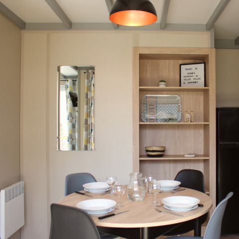 Chalet 4 personen - Premium Badiane - 2 slaapkamers - 2 badkamers - Bedlinnenpakket, handdoeken, plancha, schoonmaakpakket