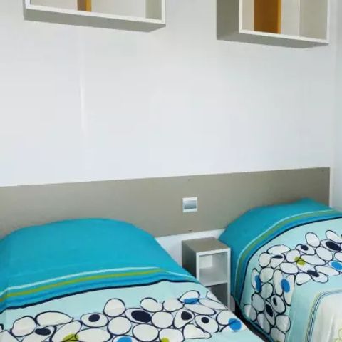 Stacaravan 8 personen - Mobil-Home Texas Standard 4 Kamers 6/8 Personen Airconditioning + TV