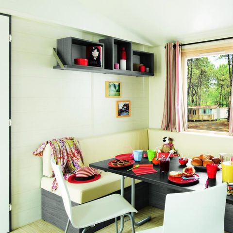 Stacaravan 6 personen - Comfort TV 3bed -TV-overdekt terras- 30m² | COMFORT