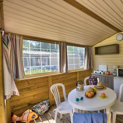 Bungalowtent 5 personen - Cabane Nature 2 slaapkamers-sanitair-zonder-overdekt terras-19m²-zonder TV