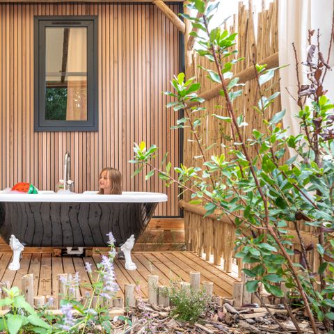 Stacaravan 4 personen - Tuin 2bed-CLIM-bad-TV-LV-plancha-overdekt terras-31m² | PREMIUM