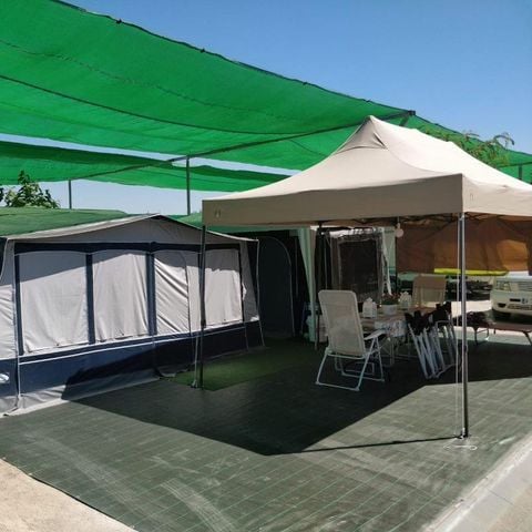 Kampeerplaats - Comfort (90 - 95 m²)