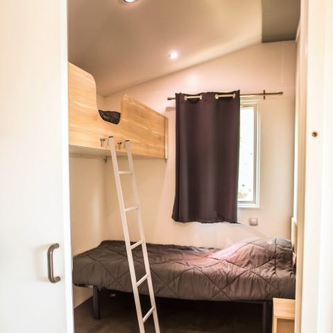 Stacaravan 6 personen - COMFORT aangepast voor personen met beperkte mobiliteit - 2 slaapkamers met airconditioning + TV