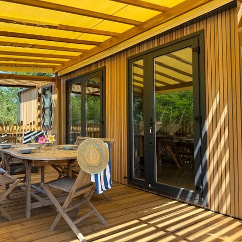 Stacaravan 7 personen - PREMIUM - 3 slaapkamers met airconditioning +TV+Gaskookplaat + 2 badkamers - 2025