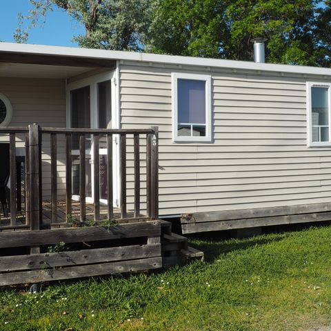 Stacaravan 4 personen - MH Confort Mistral 4 slaapplaatsen - 2 slaapkamers, airconditioning en televisie