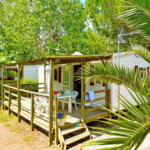 Stacaravan 6 personen - 4/6-persoons stacaravan met airconditioning (ca. 30 m²)