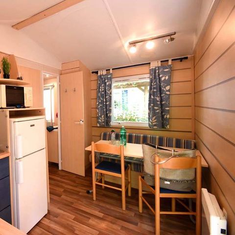 Stacaravan 6 personen - 4/6-persoons stacaravan met airconditioning (ca. 30 m²)