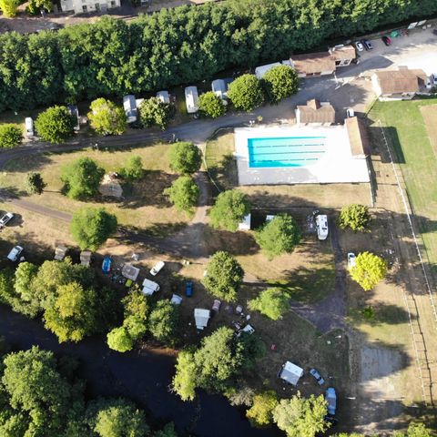Camping Les Berges du Célé - Camping Lot - Afbeelding N°3