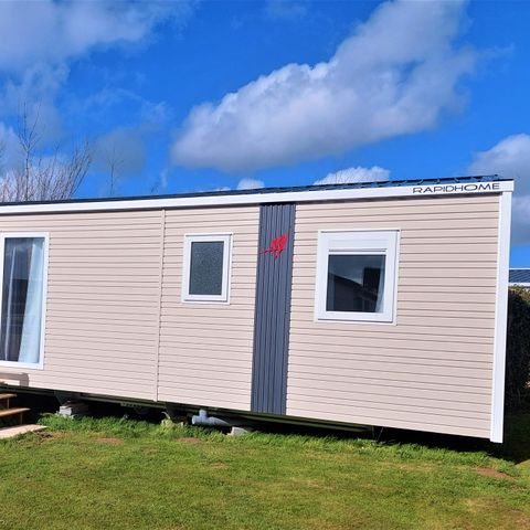Stacaravan 6 personen - Lodge 83 Confort plus 3 slaapkamers - 28 m² + geïntegreerd terras van 8 m