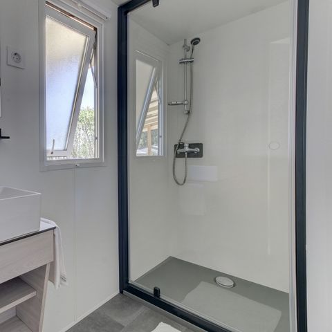 Stacaravan 6 personen - Mobile-home | Comfort XL | 3 slaapkamers | 6 pers | Verhoogd terras | Airconditioning | TV