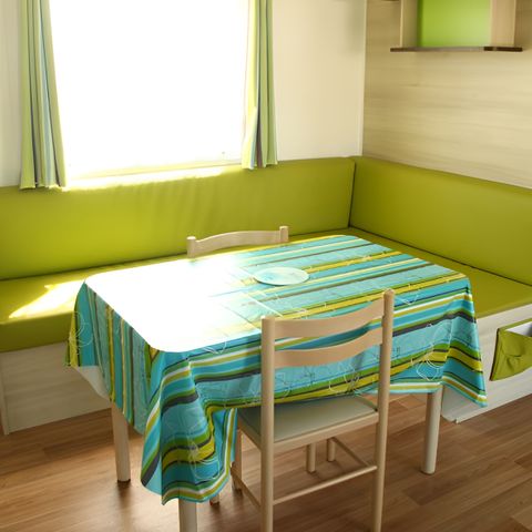 Stacaravan 4 personen - COMFORT 2 slaapkamers 27m² (27m²)
