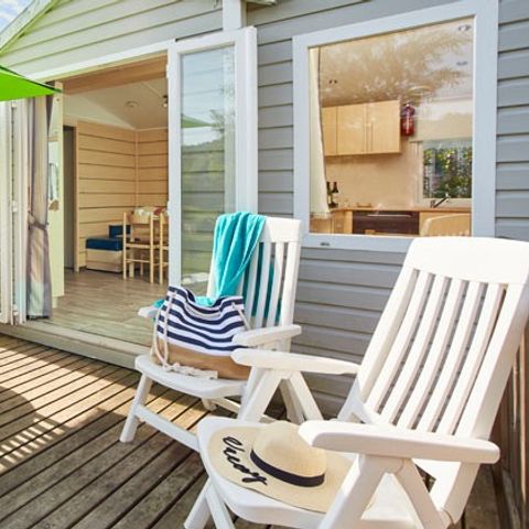 Stacaravan 8 personen - Comfort XL | 3 slaapkamers | 6/8 pers. | Terras met lift, niet overdekt