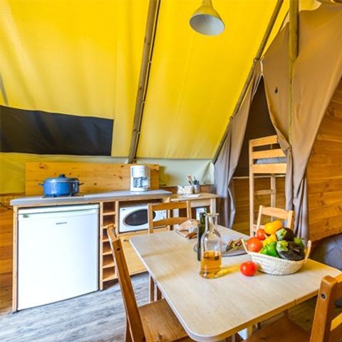 Safaritent 4 personen - Eco Lodge Tent | 2 Slaapkamers | 4 Pers. | Zonder badkamer