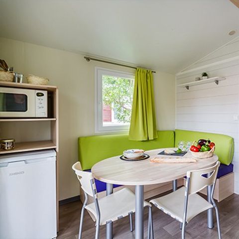 Stacaravan 4 personen - Klassiek | 2 slaapkamers | 4 pers. | Eenpersoons terras