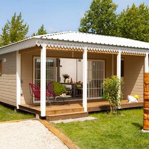 Stacaravan 7 personen - Chalet | Comfort XL | 3 slaapkamers | 5/7 pers. | Verhoogd terras | Airconditioning | TV