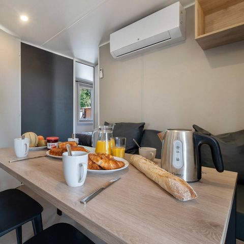 Stacaravan 6 personen - Mobile-home | Comfort | 3 Slaapkamers | 6 Pers | Overdekt terras | 1 Badkamer | Airconditioning | TV