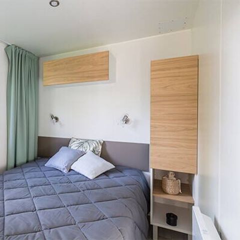 Stacaravan 8 personen - Stacaravan | Premium Exclusief | 4 slaapkamers | 8 pers | Overdekt terras | 1 badkamer | Airconditioning | TV