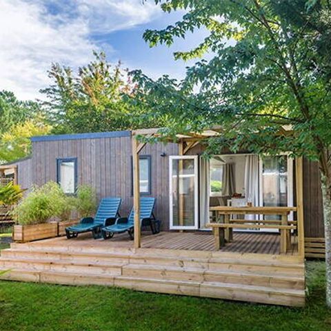 Stacaravan 8 personen - Stacaravan | Premium Exclusief | 4 slaapkamers | 8 pers | Overdekt terras | 1 badkamer | Airconditioning | TV