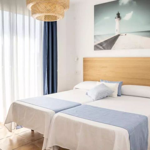 APPARTEMENT 6 personen - Flat 3 Kamers 4/6 Personen Airconditioning + TV