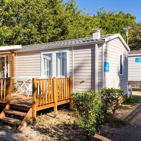 Stacaravan 6 personen - Comfort | 3 slaapkamers | 6 slaapplaatsen | Verhoogd terras | 1 badkamer | Airconditioning