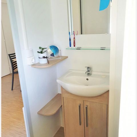 Stacaravan 4 personen - Klassieke stacaravan met 2 slaapkamers voor 4 personen, airconditioning