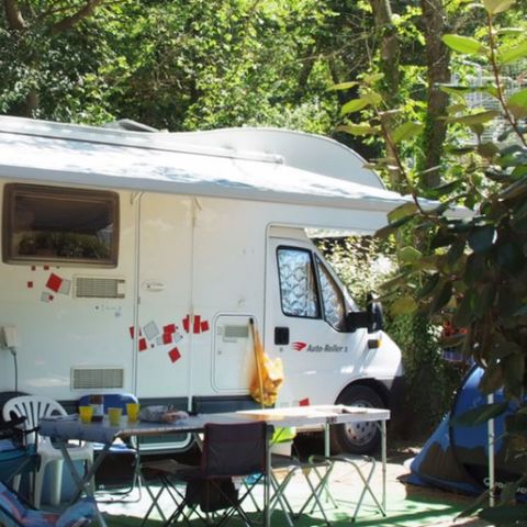 STAANPLAATS - Camping Elektriciteit 10A
