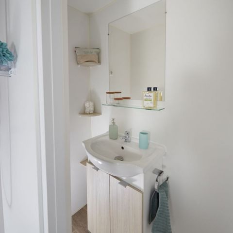 Stacaravan 4 personen - Klassieke stacaravan met 2 slaapkamers voor 4 personen op zaterdag
