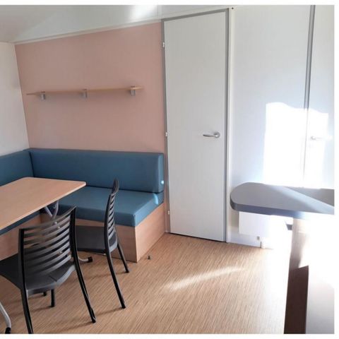 Stacaravan 4 personen - Klassieke stacaravan met 2 slaapkamers voor 4 personen, airconditioning