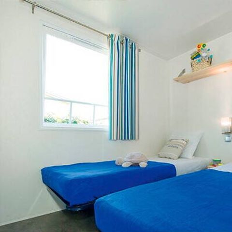 Stacaravan 6 personen - Mobile-home | Comfort | 2 Slaapkamers | 4/6 Pers. | Single terras | Air-con.