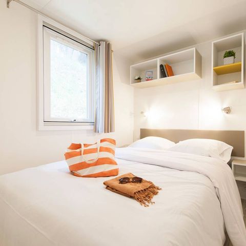 Stacaravan 6 personen - Stacaravan | Comfort | 3 Slaapkamers | 6 Pers | Enig terras | Airconditioning | TV