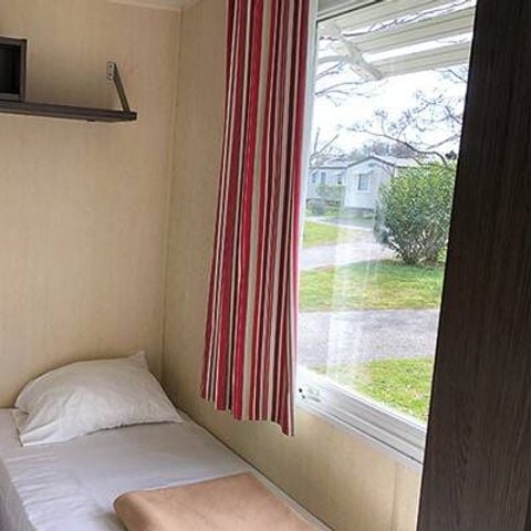Stacaravan 6 personen - Stacaravan | Klassiek | 2 slaapkamers | 4/6 pers. | Eenpersoons terras | TV
