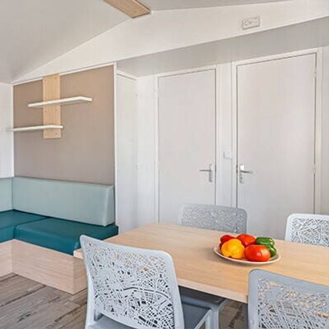 Stacaravan 6 personen - Mobile-home | Comfort | 2 slaapkamers | 4/6 pers. | Eenpersoons terras | TV