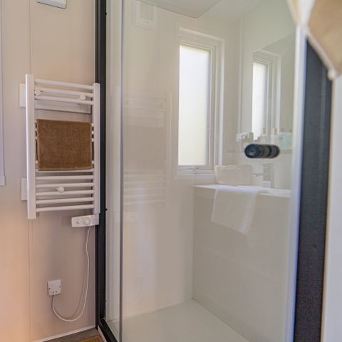 Stacaravan 4 personen - PREMIUM JACUZZI