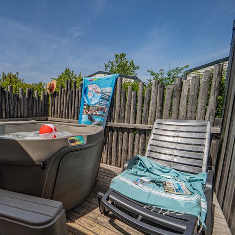 Stacaravan 4 personen - PREMIUM JACUZZI