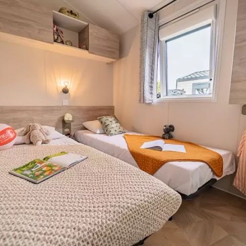 Stacaravan 6 personen - Emotie 4 Kamers 6 Personen + TV