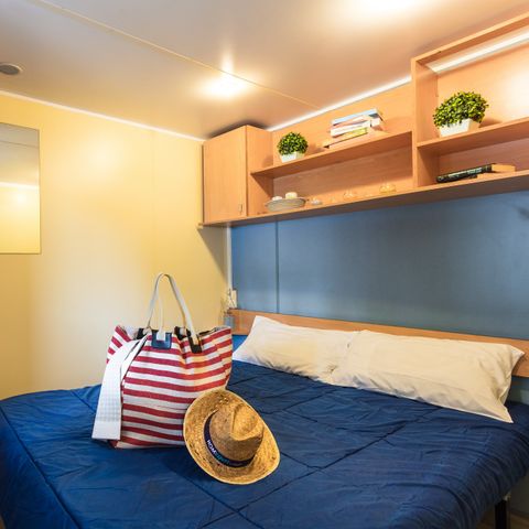 Stacaravan 6 personen - Klassiek | 2 Slaapkamers | 4/6 Pers. | Klein Terras