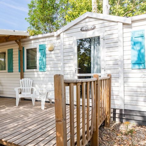 Stacaravan 6 personen - Mobile-home | Klassiek | 3 Slaapkamers | 6 Pers. | Verhoogd terras | 1 Badkamer | Airconditioning.