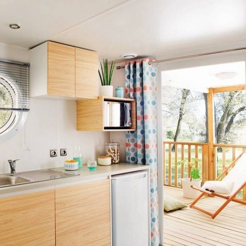 Stacaravan 4 personen - Stacaravan | Premium | 2 Slaapkamers | 4 Pers | Enig terras | Airconditioning | TV