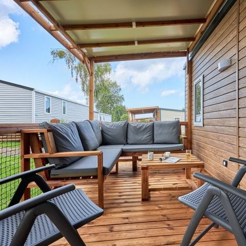 Stacaravan 6 personen - Stacaravan | Premium Exclusief | 3 slaapkamers | 6 pers | Terras Lounge | Airconditioning | TV