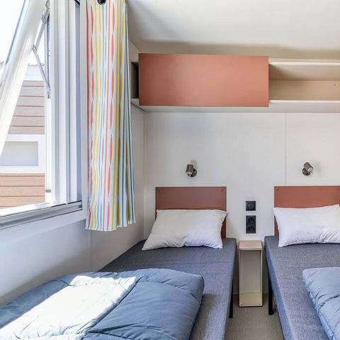 Stacaravan 6 personen - Stacaravan | Premium Exclusief | 3 slaapkamers | 6 pers | Terras Lounge | Airconditioning | TV