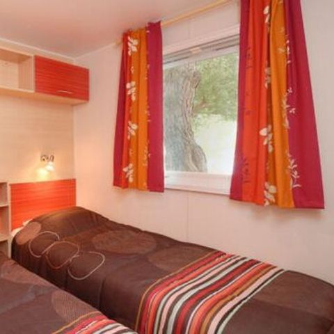 Stacaravan 5 personen - Stacaravan | Comfort XL | 2 slaapkamers | 5 pers | Verhoogd terras | 2 badkamers | Airconditioning | TV