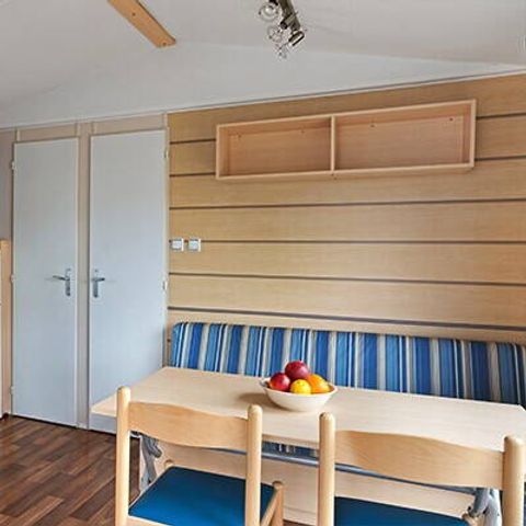 Stacaravan 4 personen - Stacaravan | Comfort | 2 Slaapkamers | 4 Pers. | Single terras