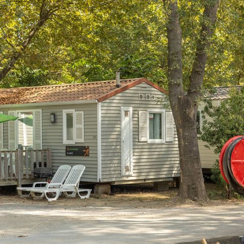 Stacaravan 6 personen - Klassiek | 2 slaapkamers | 4/6 Pers | Overdekt verhoogd terras | Airconditioning