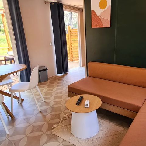 Stacaravan 5 personen - NIEUW 2023 ! Cottage MAGNOLIA + jacuzzi 32m² (2 kamers)