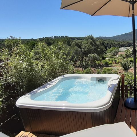 Stacaravan 2 personen - Cottage JASMIN + jacuzzi 21m² (1 slaapkamer)