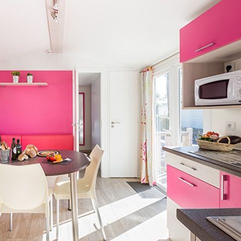 Stacaravan 4 personen - Mobile-home | Comfort XL | 2 slaapkamers | 4 pers. | Verhoogd terras | TV
