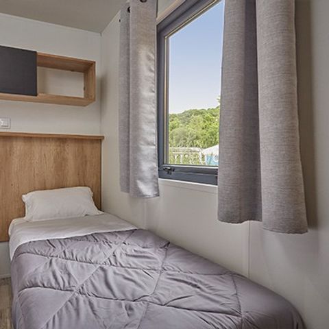 Stacaravan 6 personen - Premium Exclusief | 3 slaapkamers | 6 pers. | Verhoogd terras | Airconditioning | TV