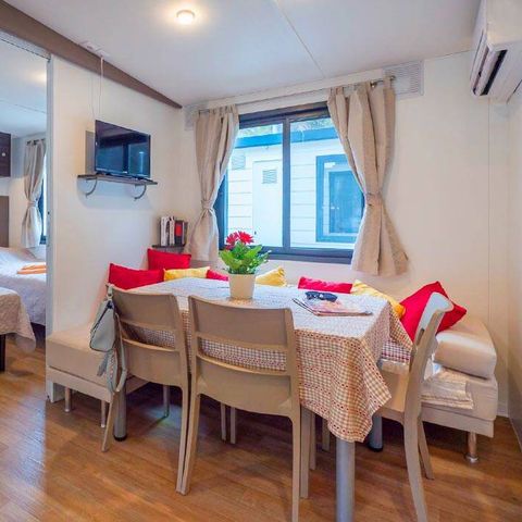 Stacaravan 6 personen - Mobile-home | Premium | 3 slaapkamers | 6 personen | Overdekt terras | Airconditioning | TV