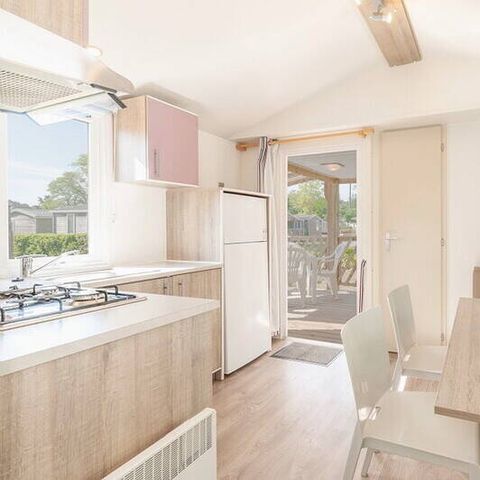 Stacaravan 6 personen - Mobile-home | Comfort | 3 Slaapkamers | 6 Pers. | Verhoogd terras | 1 Badkamer | Air-con.